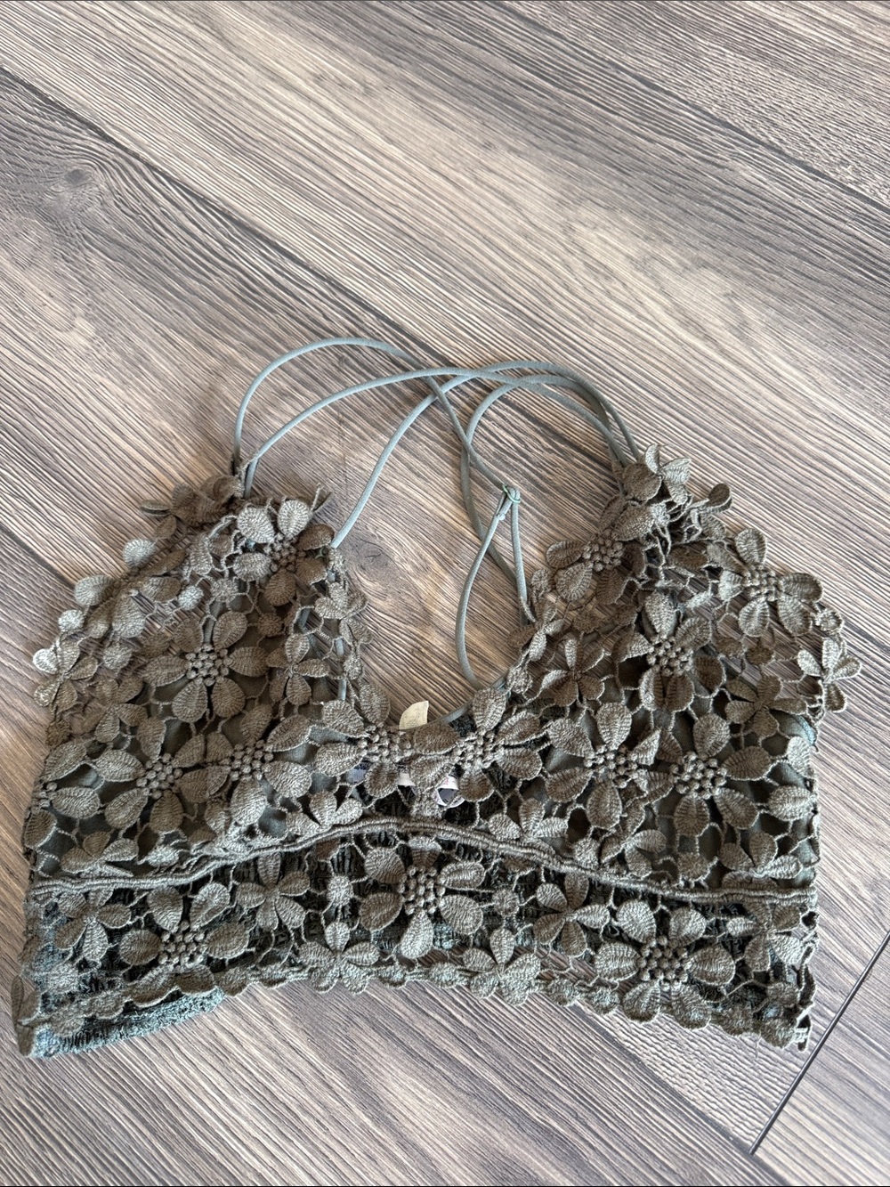 Free People Miss Dazie bralette features an intricate crochet floral lace design - Picture 3 of 12